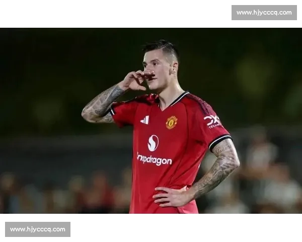 曼联放弃姆贝乌莫！瞄准塞门约或埃泽替代，拒绝支付溢价